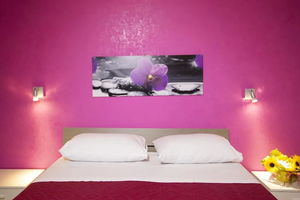 Bed & Breakfast Il Tipico Bed and Breakfast Trapani